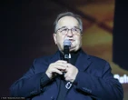 Ojciec Rydzyk zorganizuje sympozjum o COVID-19. Wśród prelegentów antyszczepionkowcy