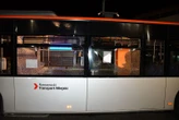 Pijany pasażer zdemolował autobus w Rzeszowie. Użył awaryjnego młotka