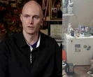 Przerażające obrazki. Tak mieszka Krzysztof Krawczyk junior