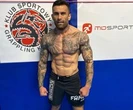 Fame MMA 10. Gwiazda paradokumentów o wielu talentach. Kim jest Arkadiusz "AroY" Tańcula?