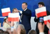 "Hardcorowa kampania", "jazda po bandzie". PiS zbroi się na drugą turę. Kulisy ze sztabu