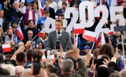 Plan Trzaskowskiego. 24 godziny i "20 tysięcy dłoni"