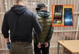 Zatrzymani za włamania do samochodów w Warszawie. Używali zagłuszacza sygnału