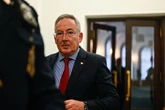 Za to mógłby być mandat. Minister kultury przyłapany
