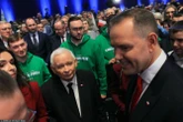 Kaczyński wydał nakaz: "murem za Karolem". PiS szuka wyjścia z kryzysu z Nawrockim