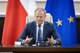 Tusk: żołnierz musi wiedzieć, że państwo stoi po jego stronie
