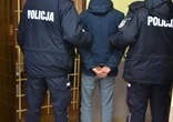 Małopolska: areszt dla 18-latka. Policja: groził bliskim nożem i siekierą