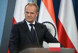 Tusk zrzeknie się stanowiska? "Jest wojownikiem. On nie odpuszcza"