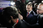 PiS pod ostrzałem kandydatów, w sztabie chaos. Szczególnie zabolała krytyka Mentzena