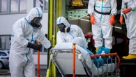 Pacjent z podejrzeniem Eboli w Czechach. Takich osób jest w Europie więcej