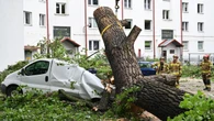 Nawałnice z gradem zalazły Dolny Śląsk. Strażacy walczą z podtopieniami