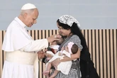 El Papa, directo sobre su postura ante la migración: "Quien está en Madrid, es de Madrid"