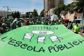 Partirle el mentón a una docente