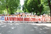 Cientos de personas se echan a las calles de Madrid contra la crisis habitacional y en defensa de una vivienda "digna"