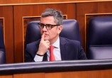 Ni jueces ni tribunales: para sentenciar, ya tenemos al Gobierno