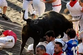 El octavo y último encierro de San Fermín con toros de Jandilla deja tres cornadas