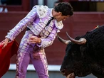 Crónica de un petardo anunciado: el sabio sitio de Daniel Luque sobre la mortecina corrida de El Vellosino