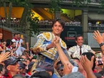 Puerta grande de chirigota para Roca Rey y David de Miranda en Pamplona