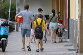 Consumo eliminará también los ultraprocesados y bebidas con azúcares añadidos en los desayunos y meriendas de los centros educativos