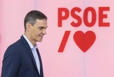 Un centenar de militantes y ex altos cargos del PSOE se reúne en Madrid para exigir un congreso extraordinario y elecciones anticipadas ante "la situación crítica" del partido