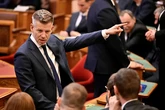 El Parlamento de Hungría aprueba una reforma constitucional para cesar al presidente heredado de Orban