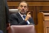 Ábalos, quinto ministro condenado desde la transición: la condena más alta de todos para quien más poder tuvo, junto a Sánchez