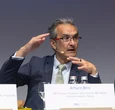 Arturo Bris, director del Centro de Competitividad Mundial de IMD: "En España hay una cultura funcionarial muy negativa y va a peor. Mucha gente depende del sector público"
