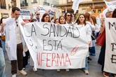 Las CCAA se enfrentan a Mónica García y le exigen "reabrir con urgencia un proceso de diálogo real" para acabar con la huelga de médicos
