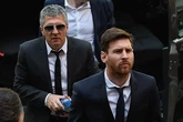 La falsa muerte del padre de Messi desata un escándalo en Argentina y un debate sobre el arrinconamiento del periodismo en el que intervino Milei