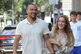 Boda sorpresa e íntima de Alejandra Onieva, hermana de Íñigo Onieva, y el actor de Anatomía de Grey Jesse Williams