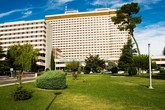 Muere a los 84 años un hombre ingresado en Madrid por fiebre Crimea-Congo tras una picadura de garrapata