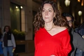 Aubrey Plaza, embarazada de su primer hijo junto a su nuevo novio, Chris Abbott, un año después de la muerte de su marido