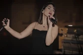 Irán condena a 74 latigazos a la cantante Parastoo Ahmadi por dar sin velo un concierto online