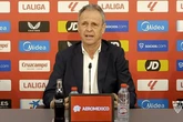 El Sevilla anuncia que Joaquín Caparrós tiene cáncer de colon y que ya "se encuentra bajo tratamiento"