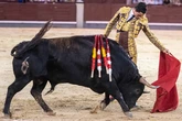 El Mene se reivindica por el camino del toreo