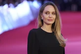 Angelina Jolie reconoce que no ha salido con nadie desde que se divorció de Brad Pitt, "porque me había roto un poco por dentro"