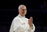 Prosperidad y larga vida al papa León XIV