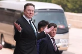 Elon Musk ataca 'La Odisea' de Christopher Nolan tras la polémica contratación de Lupita Nyong'o como Helena de Troya: "Sólo busca los premios"