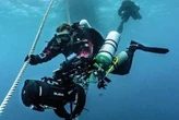 ¿Cómo murieron los submarinistas italianos en Maldivas? El túnel trampa, la ilusión óptica y las dudas sobre las botellas, cuerdas y permisos