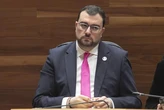 Barbón puede perder en Asturias pese a ganar y el PP reconquista el fortín con Vox