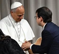 Christopher Olah, el directivo de Anthropic que susurra al Papa para encarnar la cara amable de los gigantes que "monopolizan" la IA