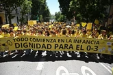 Educadores infantiles de toda España se manifiestan en Madrid para exigir unas "condiciones dignas"