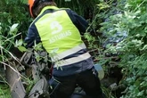 Muere un hombre tras caer al río con la segadora en Colunga, Asturias