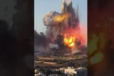 Impresionante explosión de una fábrica de fuegos artificiales en Malta