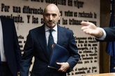 El abogado de Julio Martínez, amigo de Zapatero, renuncia a su defensa del caso Plus Ultra por "diferencias irreconciliables"