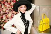 Carmen Dell'Orefice, 95 años y en activo: de una complicada infancia a convertirse en la gran top de los 50, ser musa de Dalí y caer en la ruina con Madoff