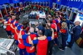 La preparación (que no se ve) de un partido de España en el Mundial: 400 botellas de agua, 180 kilos de hielo, 10 de fruta, leche sin lactosa y té