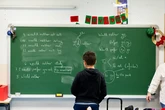 Las familias españolas gastan 1.000 millones más en clases particulares: "Algo falla si cada vez más niños necesitan apoyo"