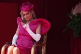 El escandaloso disfraz de la princesa Delphine de Bélgica que eclipsa la Fiesta Nacional