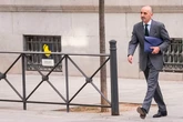 No nos une el amor, sino el espanto